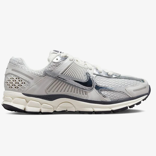 Nike Zoom Vomero 5 Photon Dust/Chrome-Gridiron-Sail-Mtlc Platinum