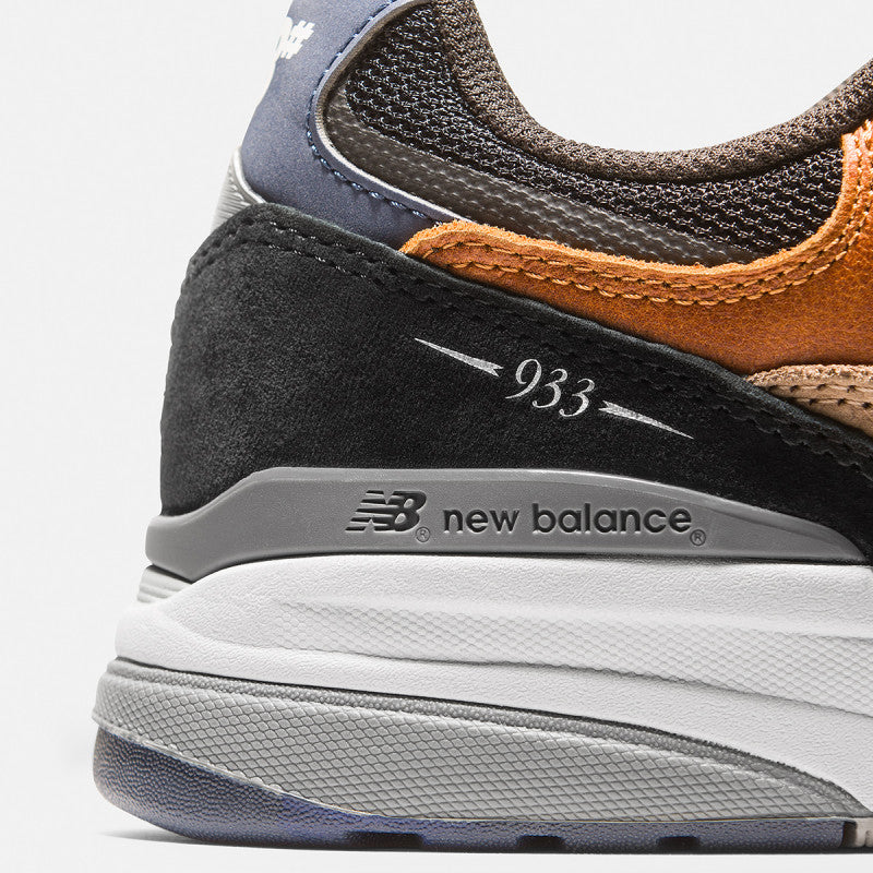 New Balance Numeric 933 Andrew Reynolds Castlerrock