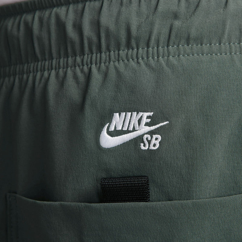Nike SB Dry Fit Kearny Cargo Pants Vintage Green/White