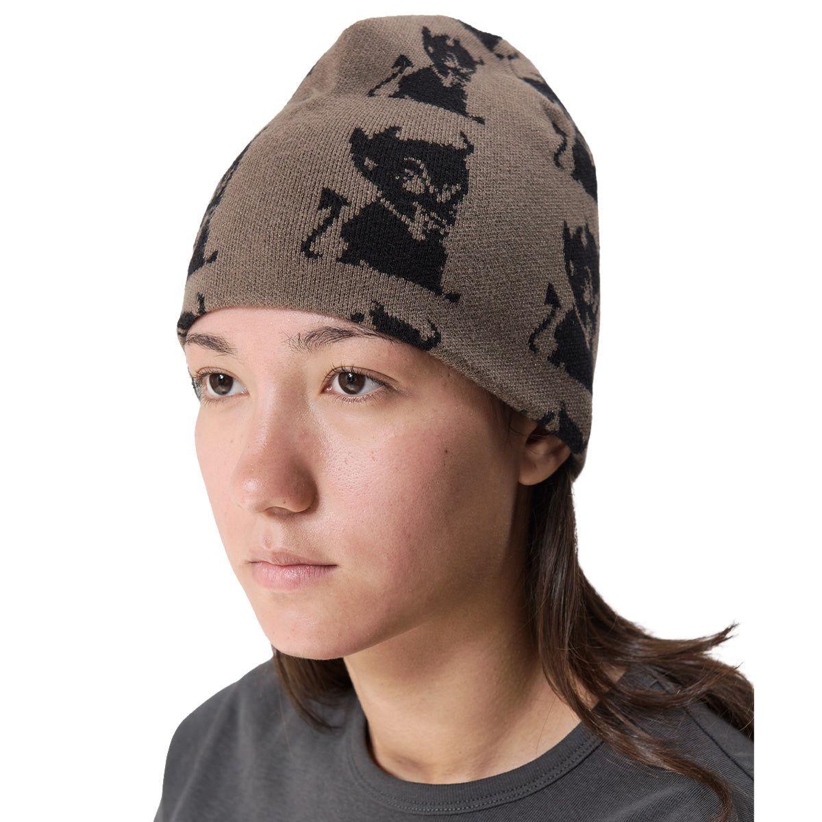 Token Layback Beanie Trench