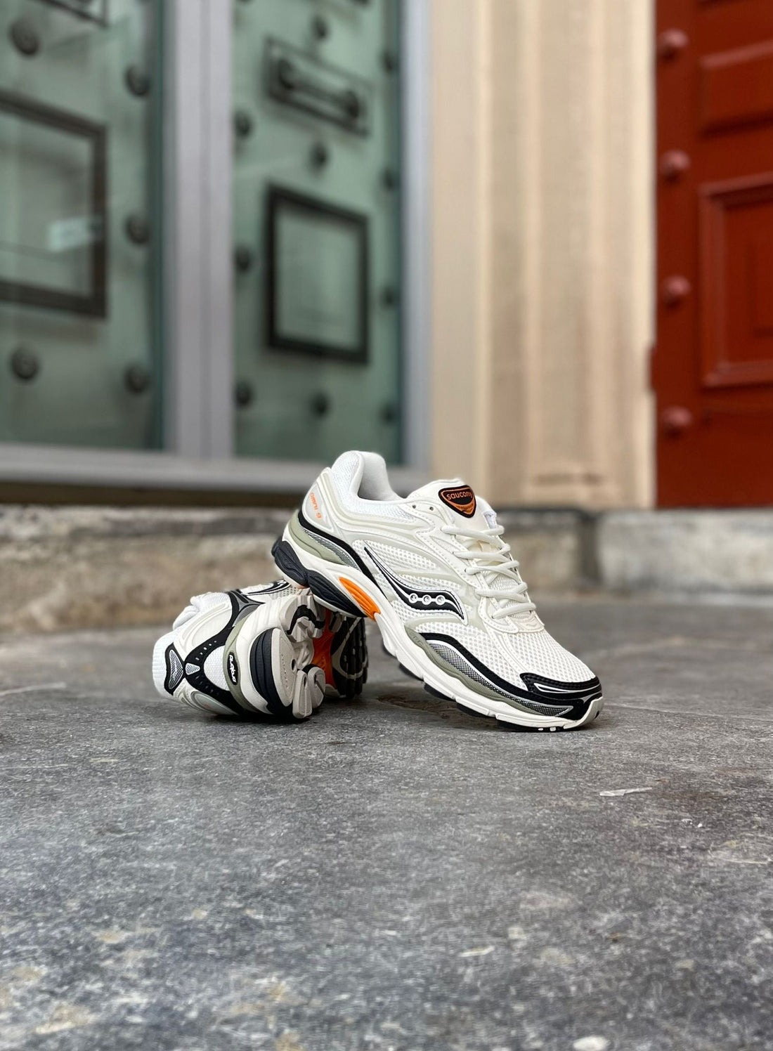 Saucony