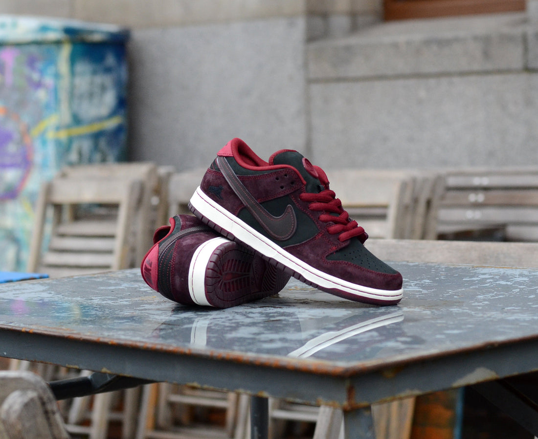 Nike SB X Riot Skateshop Dunk Low