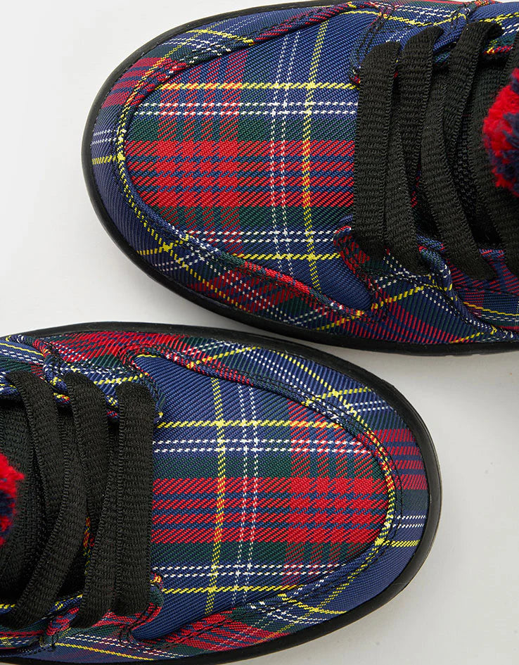 Nike SB x Nardwuar Dunk Low Pro University Red/Black-Yellow Strike-Deep Royal Blue