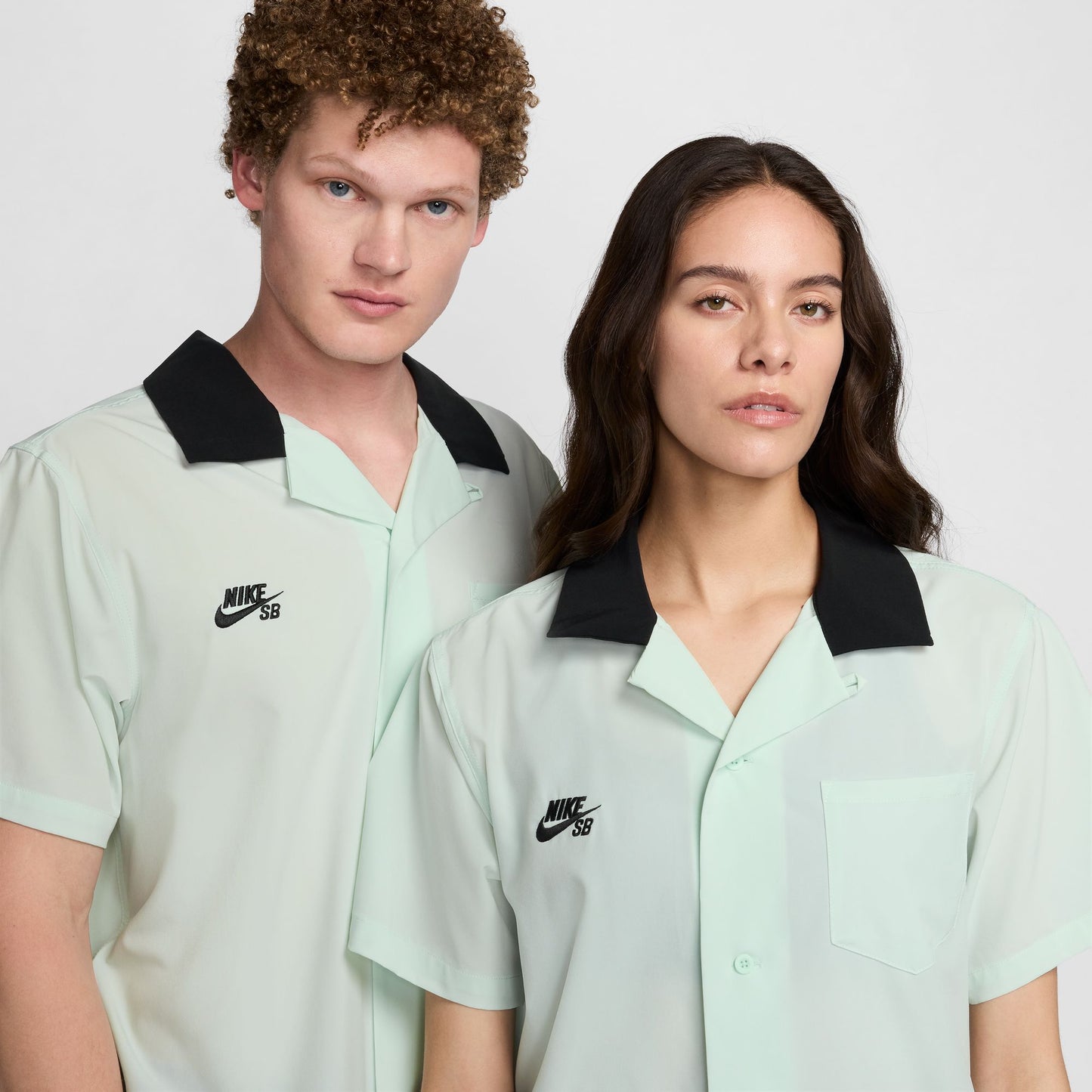 Nike SB Agnostic Bowler Shirt Barely Green/Black