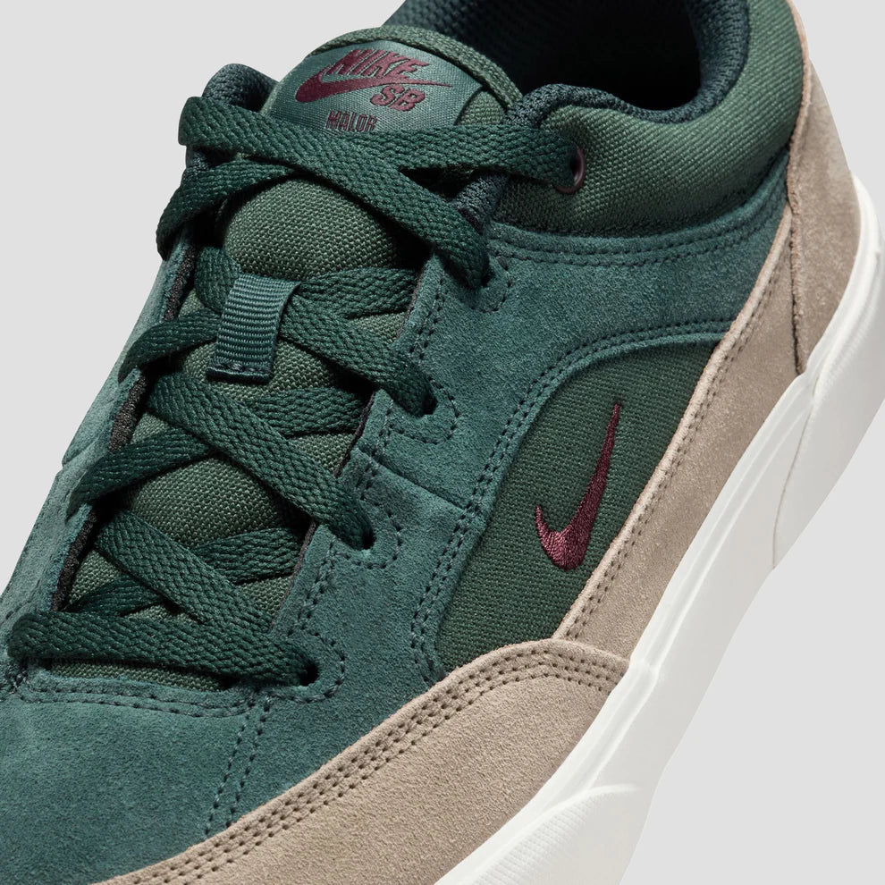 Nike SB Malor Seaweed/Burgundy Crush-Khaki-Phantom-Sail