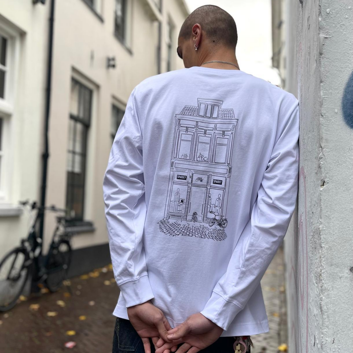 Sparky Shopfront Longsleeve T-Shirt White/Black