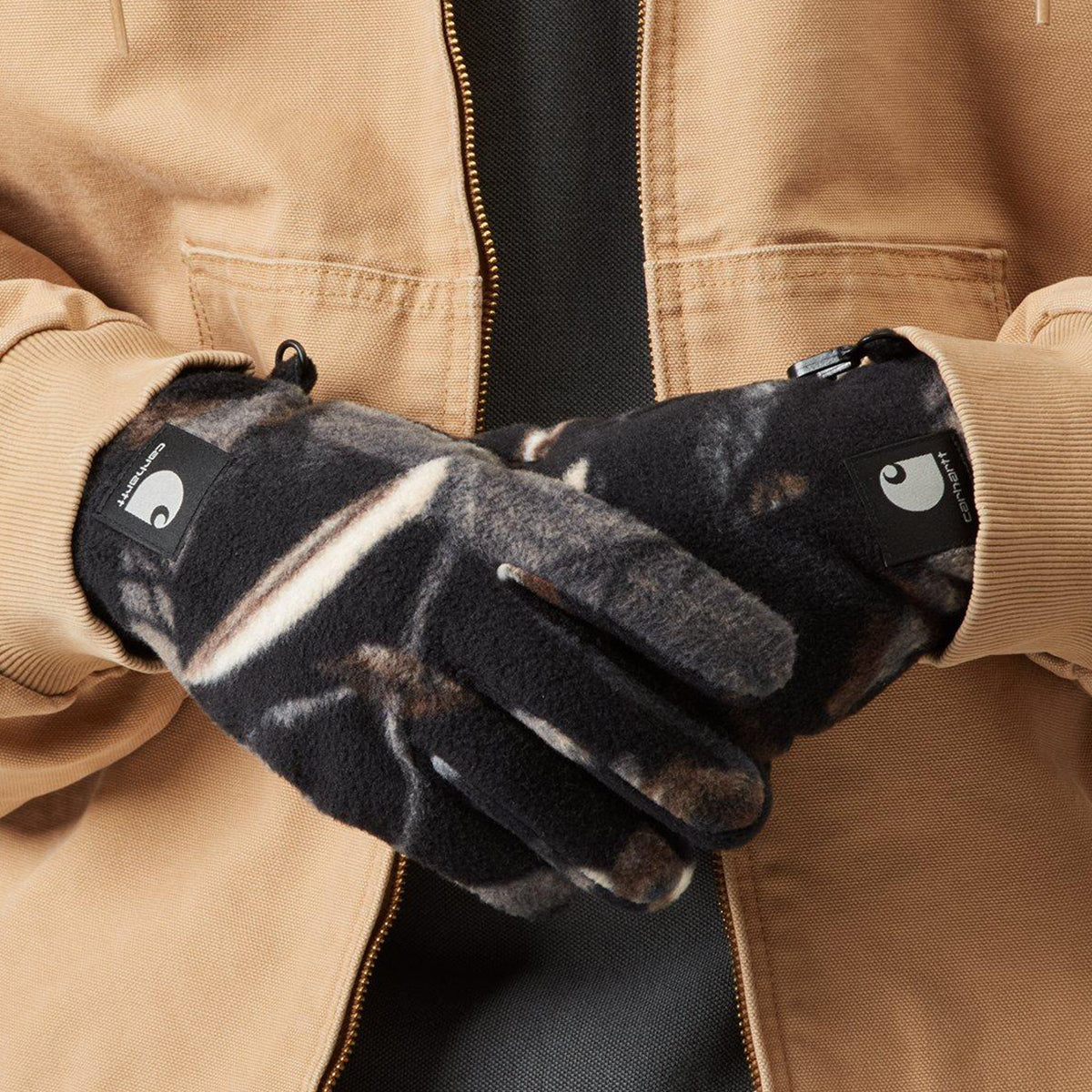 Carhartt WIP Blevin Gloves Camo Feather Tree Black