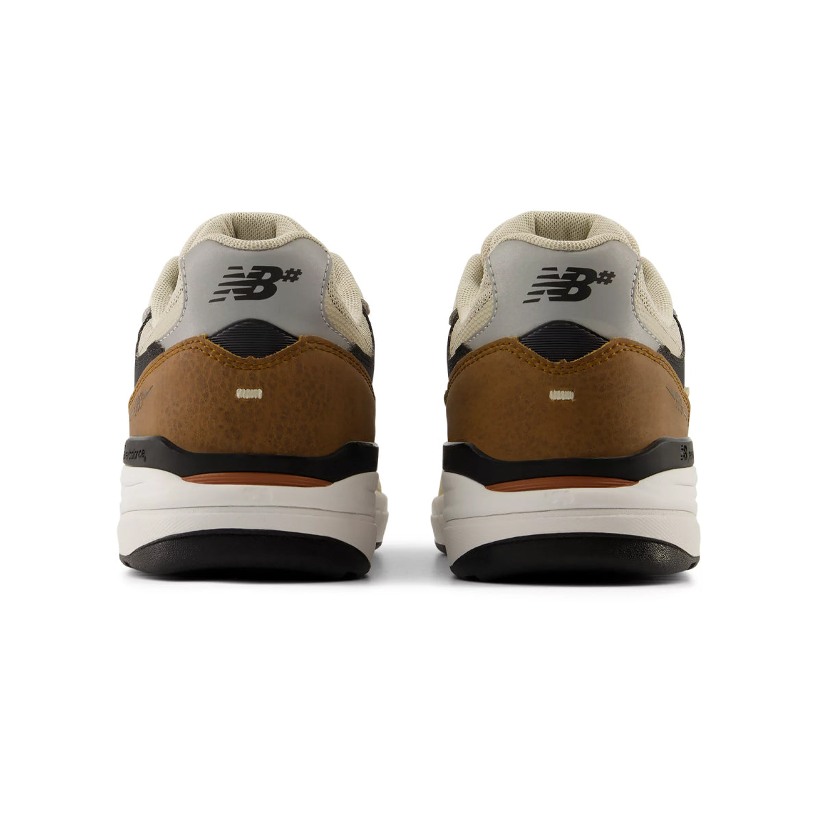 New Balance Numeric 933 Andrew Reynolds 2E/Wide Fit Sea Salt/Brown