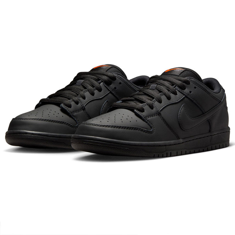 Nike SB Dunk Low Pro Black/Black-Black-Black