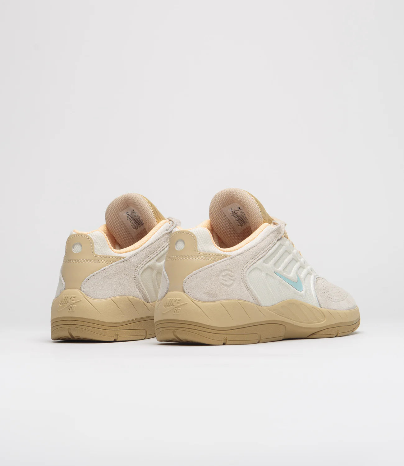 Nike SB Vertebrae Te Coconut Milk/Jade Ice/Sesame/Flt Gold