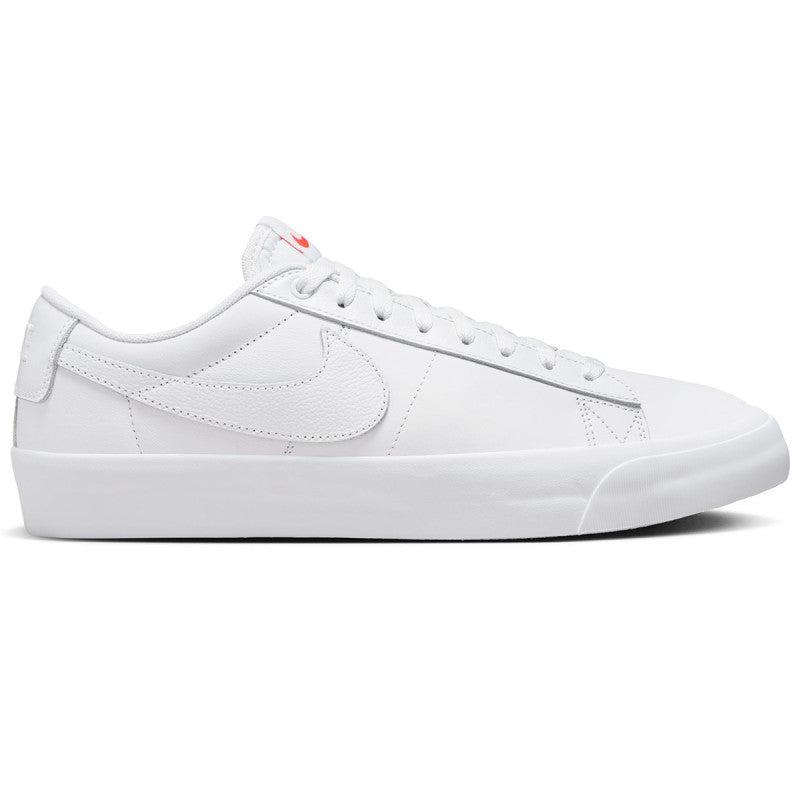 Nike SB Zoom Blazer Low Pro GT Iso White/White/White/White