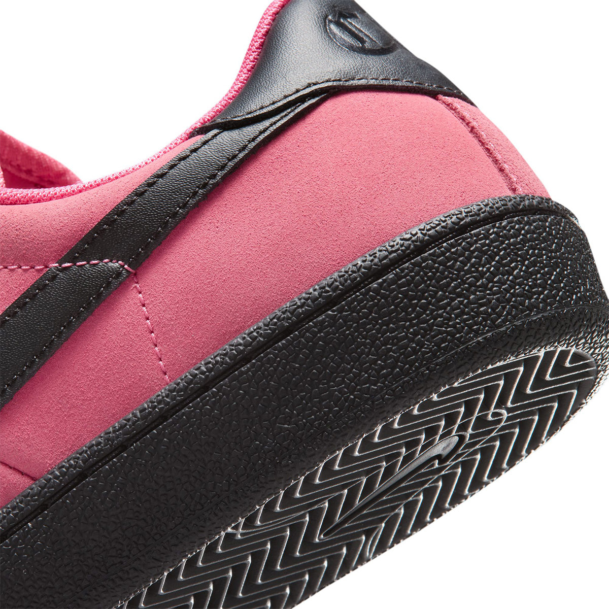 Nike SB Zoom Tennis Classic Hyper Pink/Black