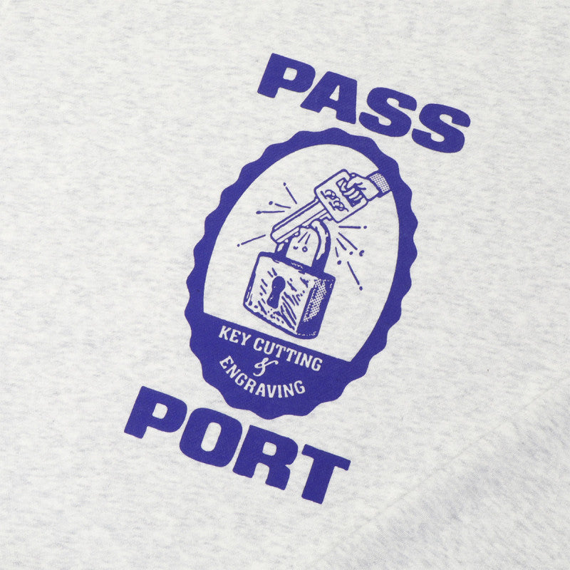 Pass Port Hercu~locks Sweater White Marle