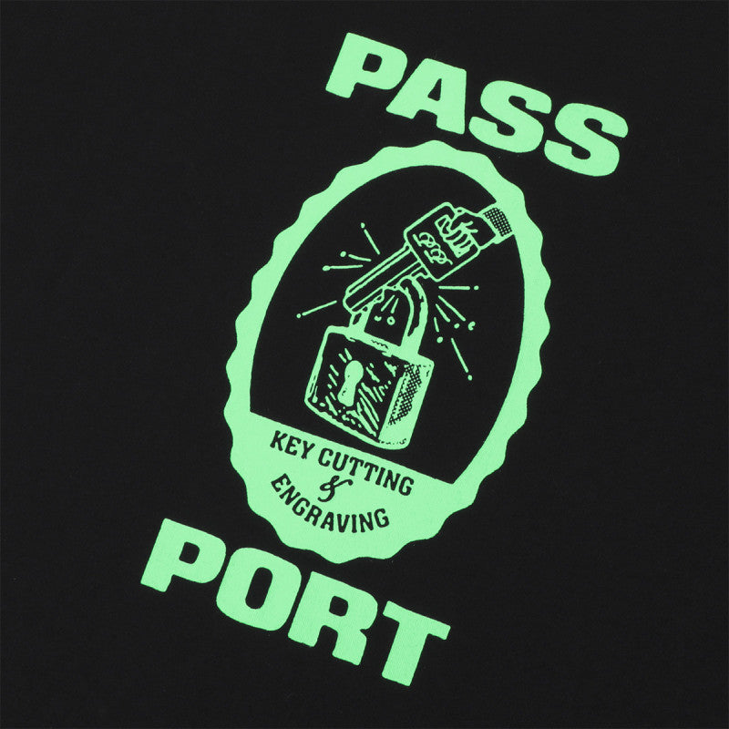 Pass Port Hercu~locks T-shirt Black
