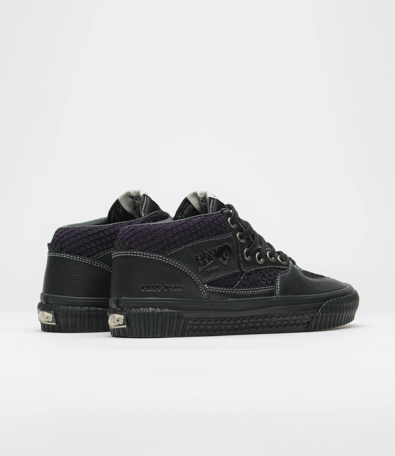 Vans Skate Half Cab X Pass-Port Black/Purple