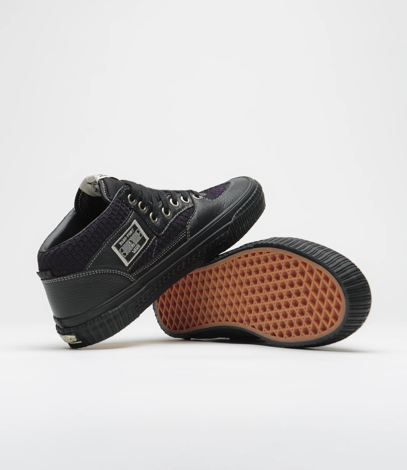 Vans Skate Half Cab X Pass-Port Black/Purple