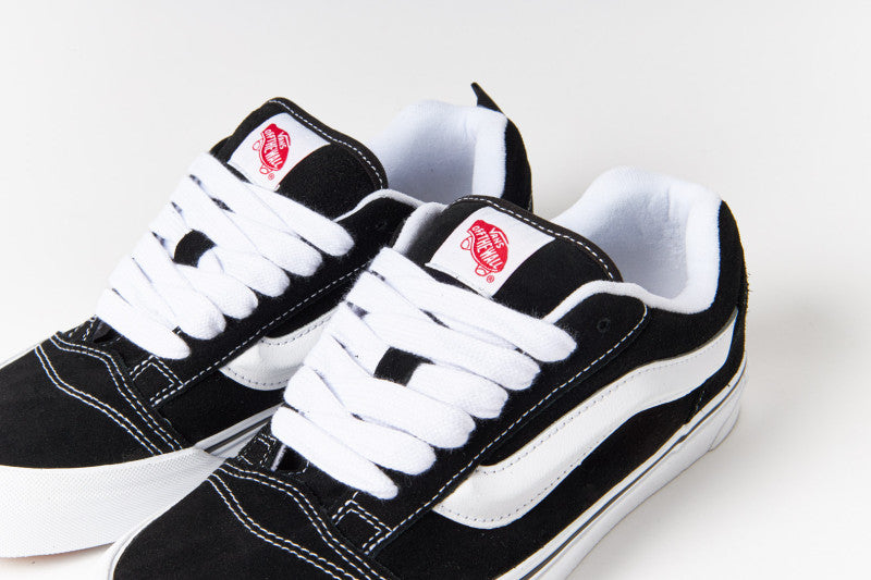 Vans Knu Skool Black/True White